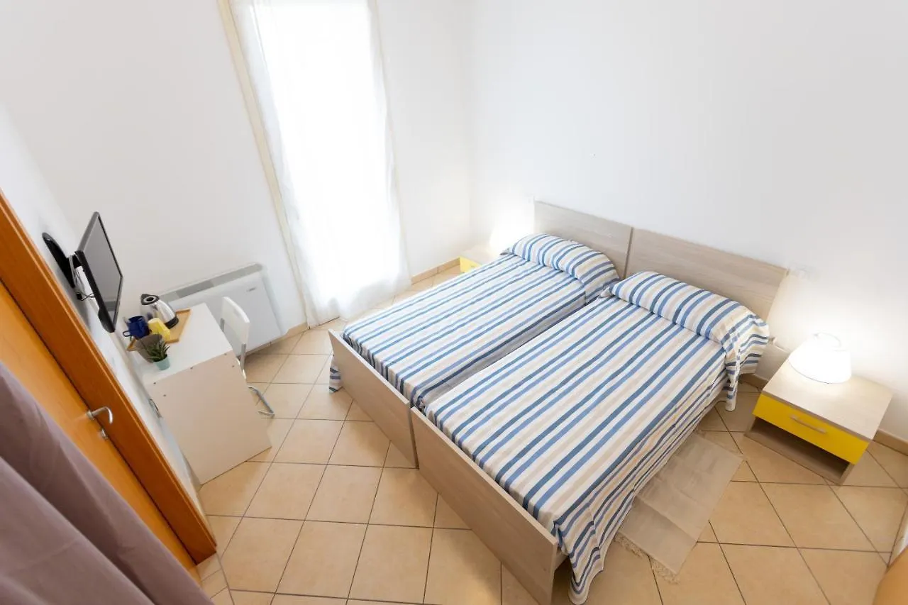 Borgo Levante Camere Porto Viro Guest house