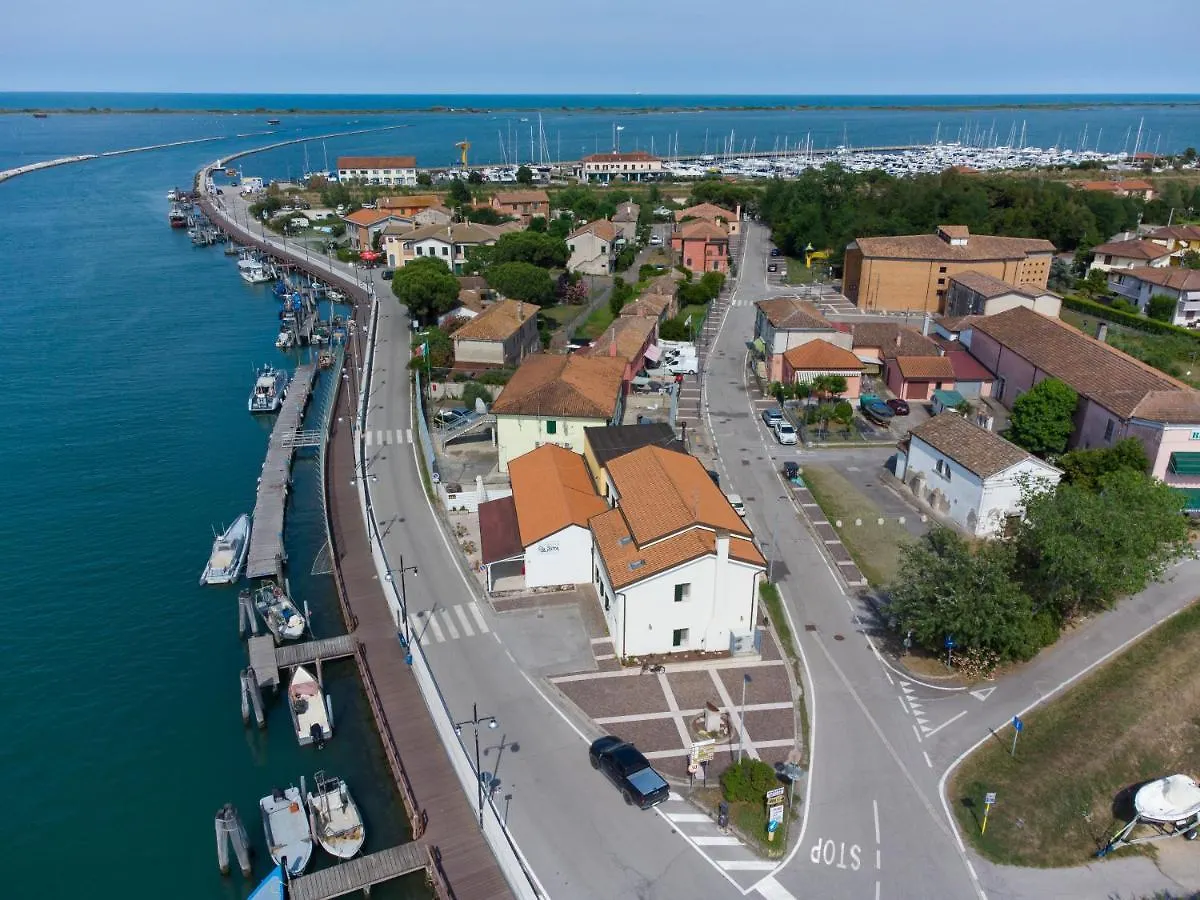 Borgo Levante Camere Porto Viro 0*,  Italy